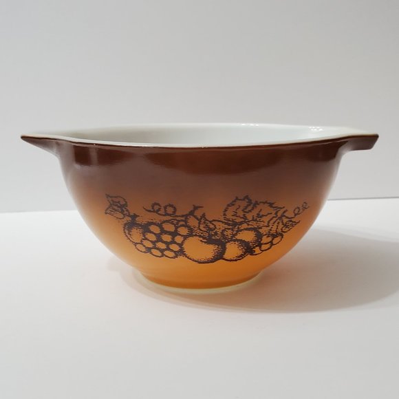Pyrex Old Orchard Cinderella Mixing Bowl #441 1.5 Pint Brown Fruit Pattern - Picture 6 of 6